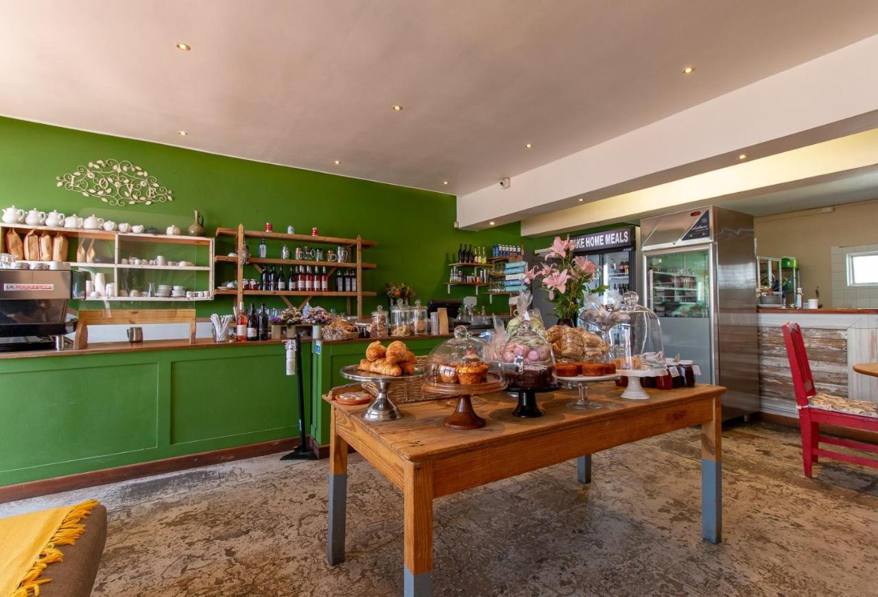 Twentyfour 17 Inn Херманус Екстериор снимка
